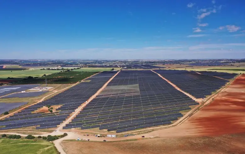 Eranovum, Israeli partners bring online 83-MW solar park in Spain