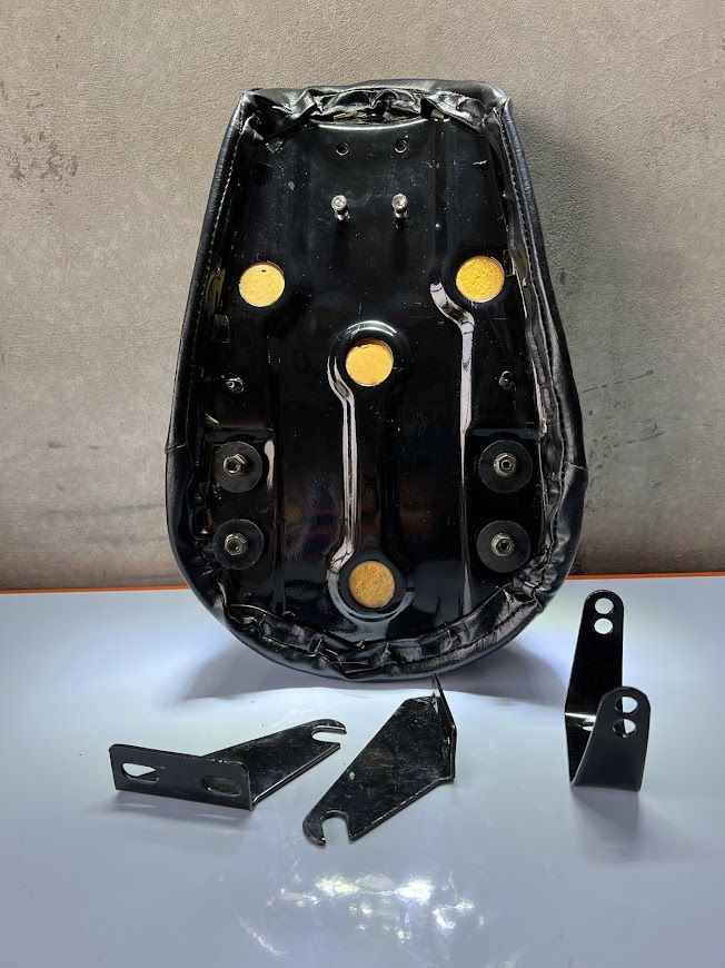 Thumbnail: Z50r/Z50j Seat
