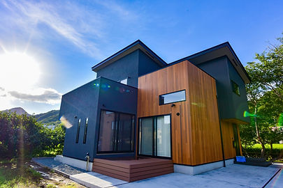 有限会社輝建装