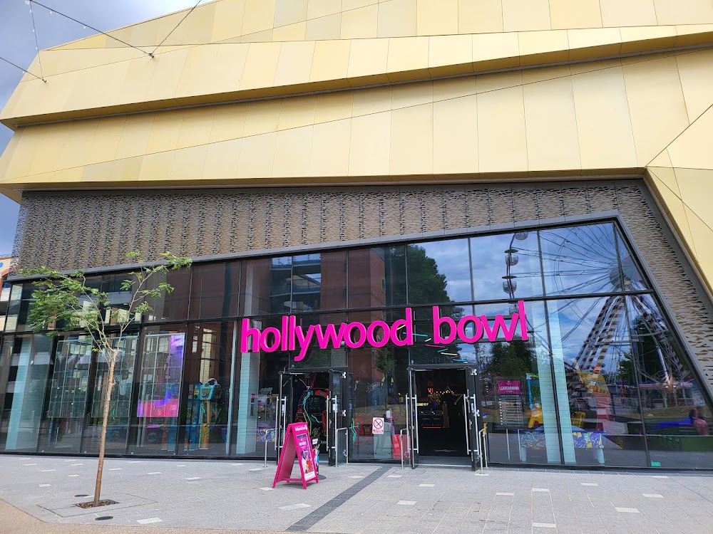 Hollywood Bowl - Lakeside - Grays | Spin Raiders Arcade Directory