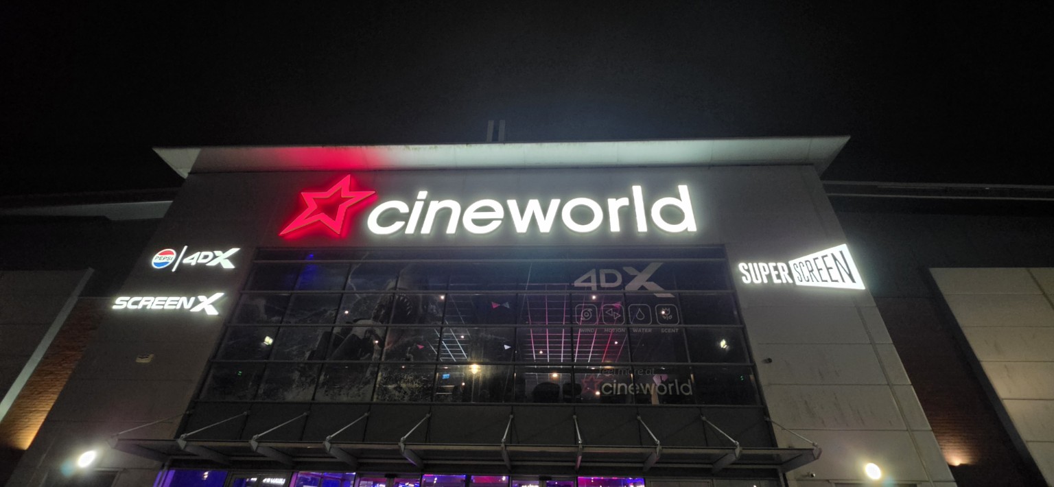 Cineworld Hull exterior photographed on our family visit