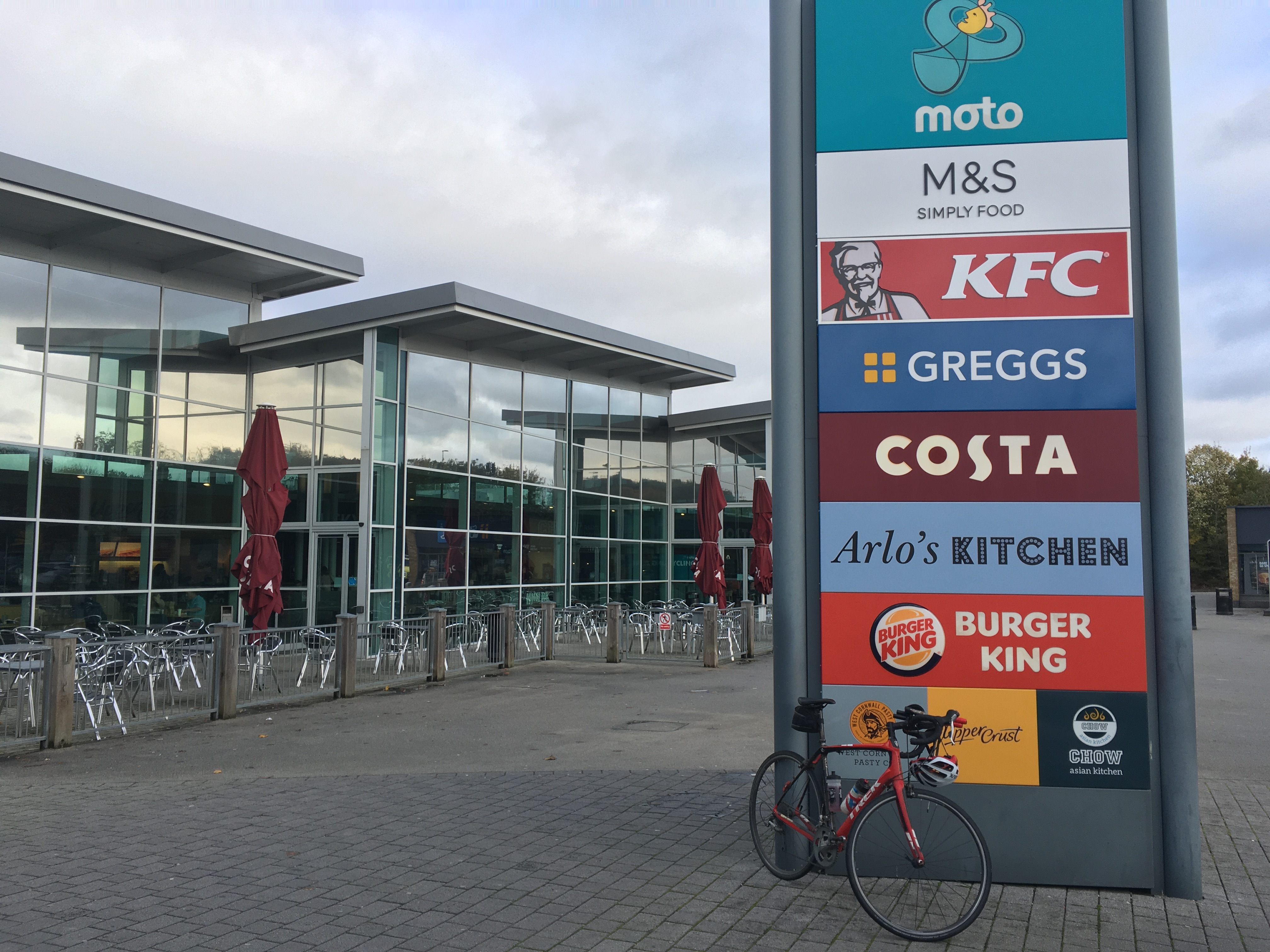 &Play - Cherwell Valley Services | Adult Gaming Centre | Spin Raiders