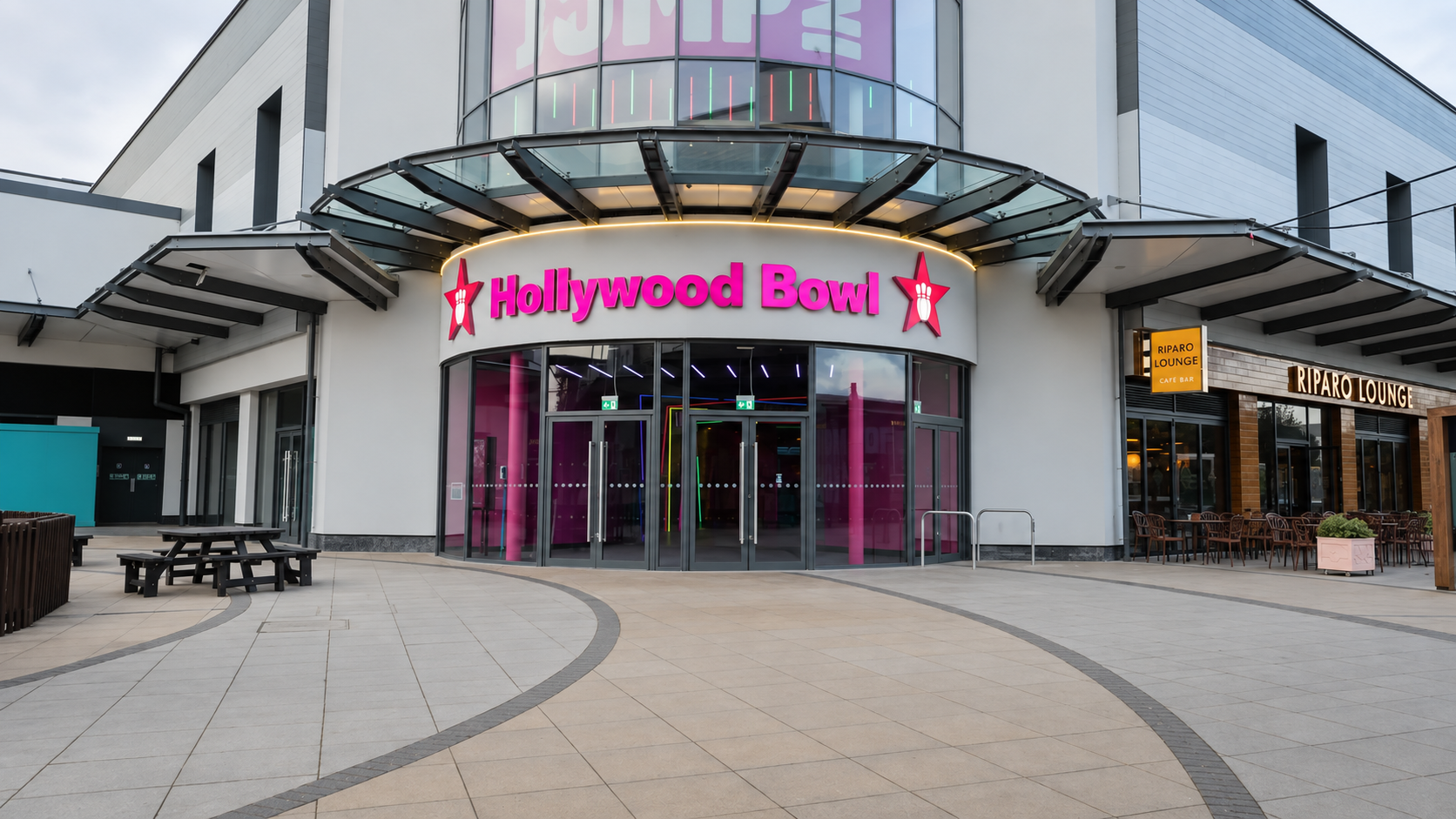 Hollywood Bowl Westwood Cross | Spin Raiders