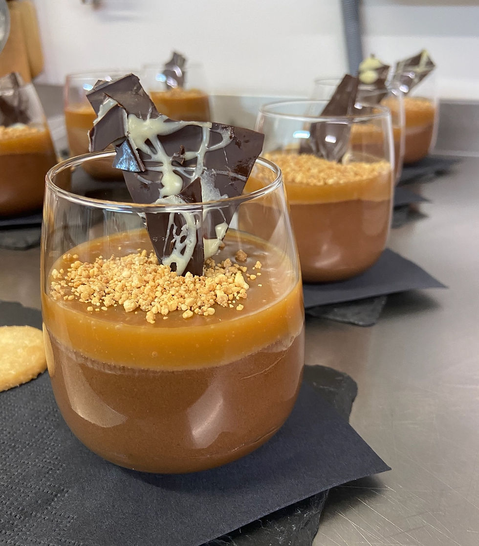 Chocolate mousse with caramel_edited