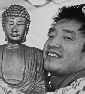 NJP_Buddha_NY_1967_photography_by_Peter_Moore_courtesy_of_Barbara_Moore_Northwestern__U-61