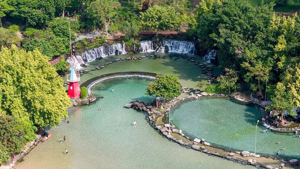 Công viên Suối Mơ – ốc đảo giữa rừng với hồ tự nhiên trong vắt