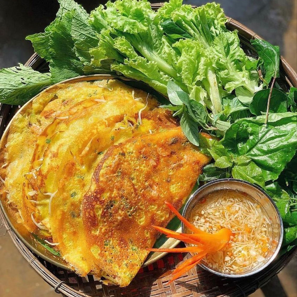 Món bánh xèo vàng giòn hấp dẫn, vừa ngon vừa bắt vị ngay từ miếng đầu tiên