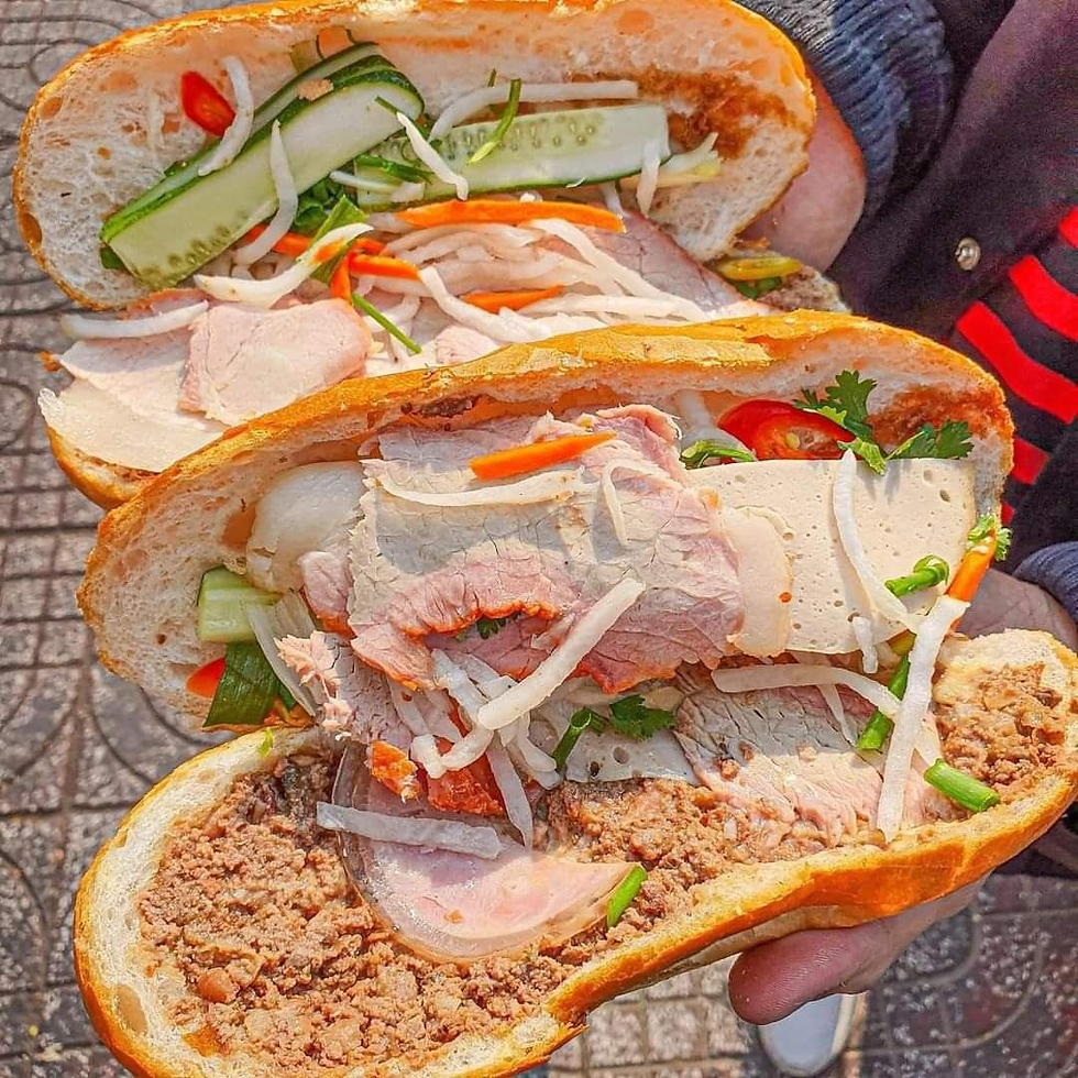 Bánh mì Sài Gòn – hội tụ đủ hương vị trong một món ăn đường phố quen thuộc