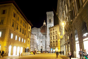 フィレンツェのHARD ROCK SHOP✨夜のドゥオモ, MISS SONG香港料理ディナー  / イタリア ローマ・フィレンツェ・ピサ旅行記2017㉖