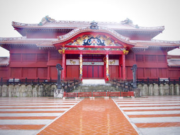 雨の日の首里城 / 沖縄旅行記