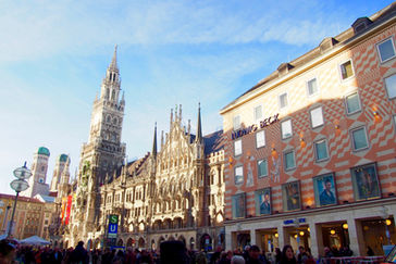 ミュンヘンの観光地、カールスプラッツ、マリエンプラッツを散歩