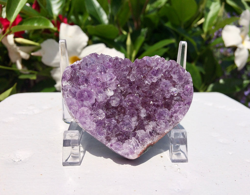 AMETHYST HEART GEODE