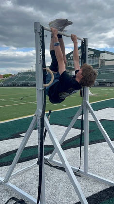 Athlete on the Flex Pole Vault Mobile Adjustable High Bar