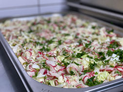 Helping Ukrainians with food (7).jpeg