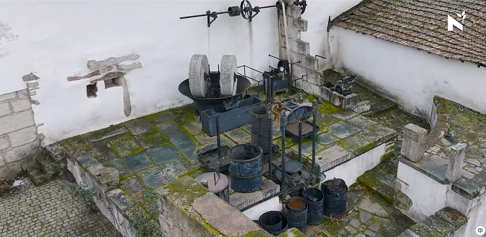 Community Open-Air Olive Press in Cortiços