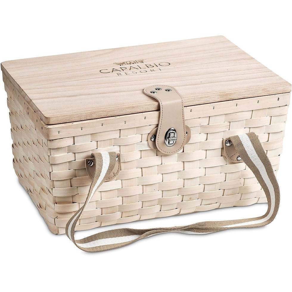 Thumbnail: Serendipio Montega 2-Person Picnic Basket