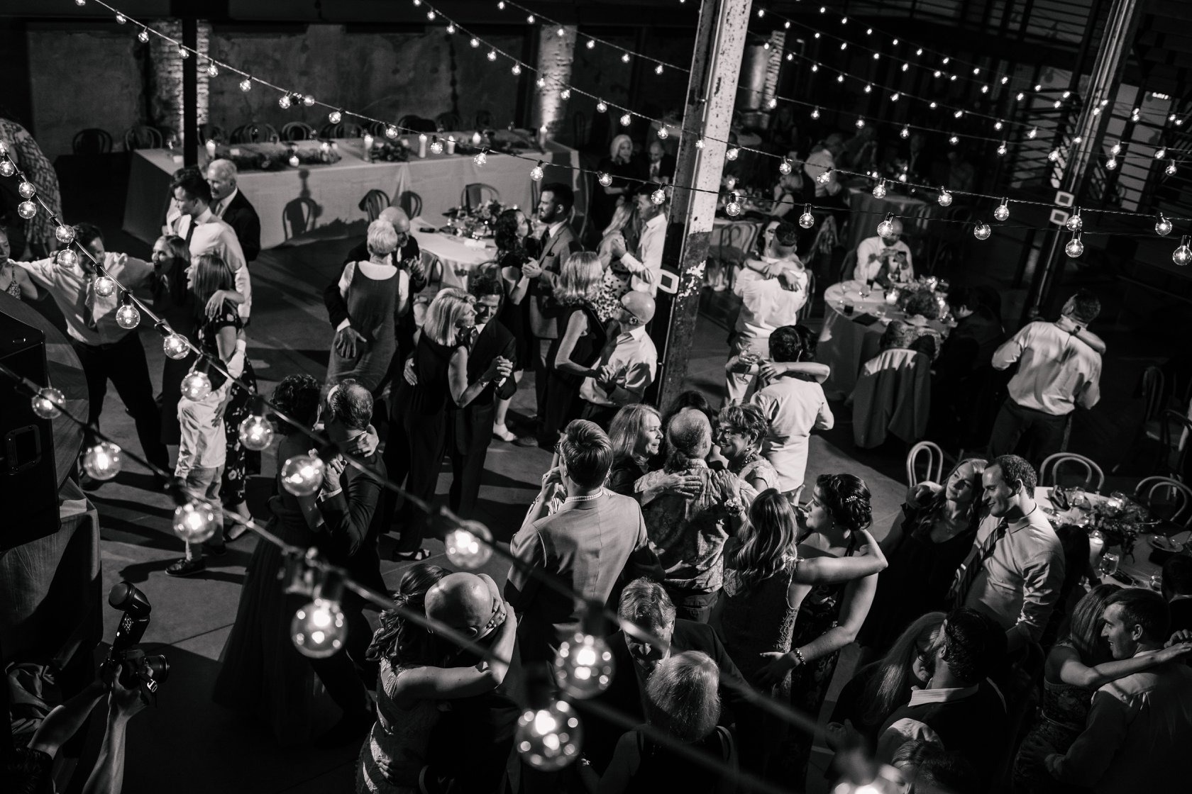 wedding guests slow dancing