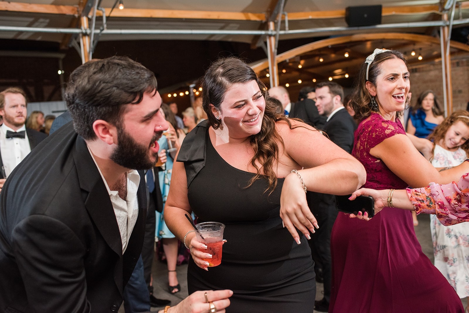 wedding guests dancing