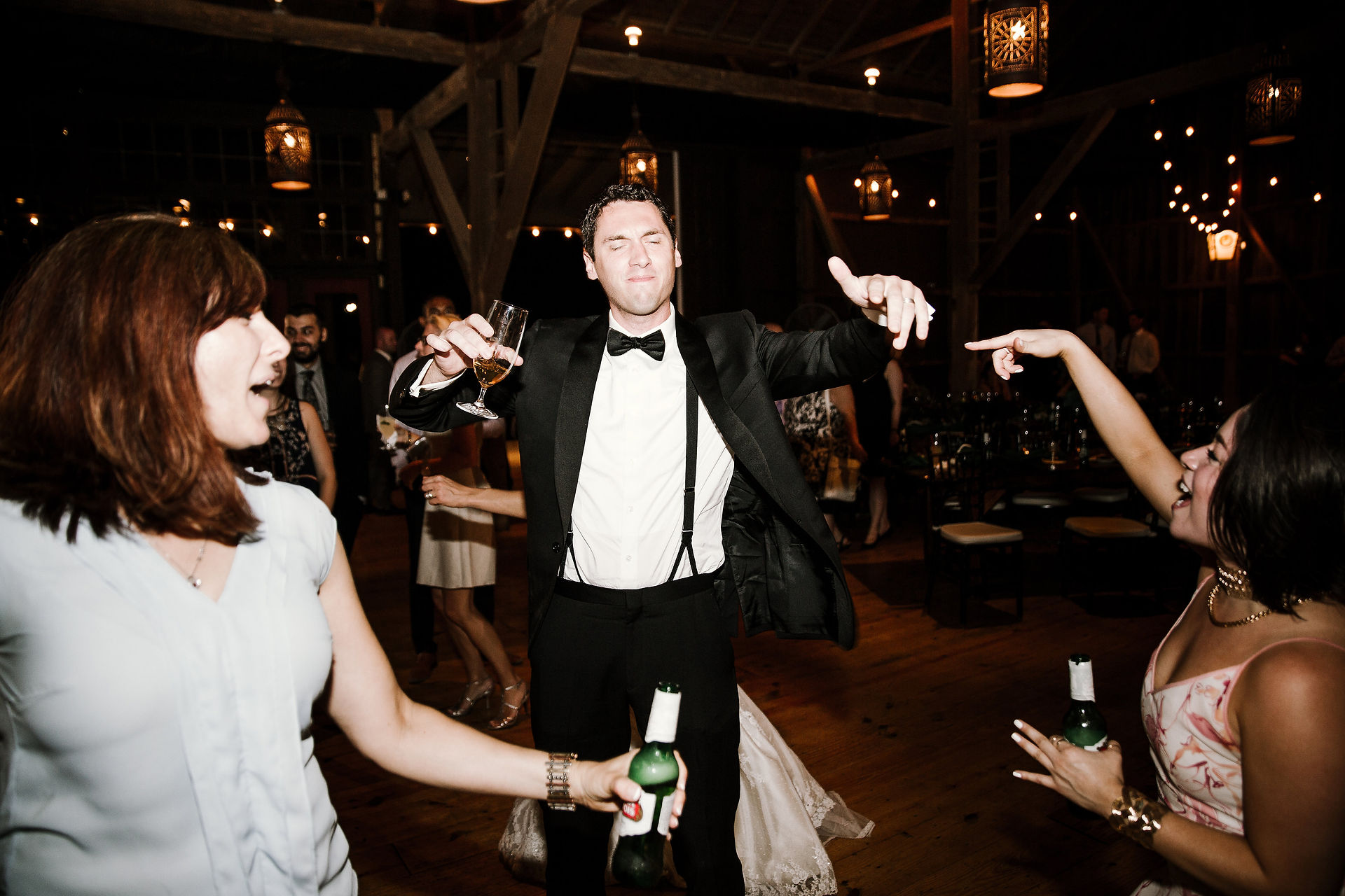 groom dancing