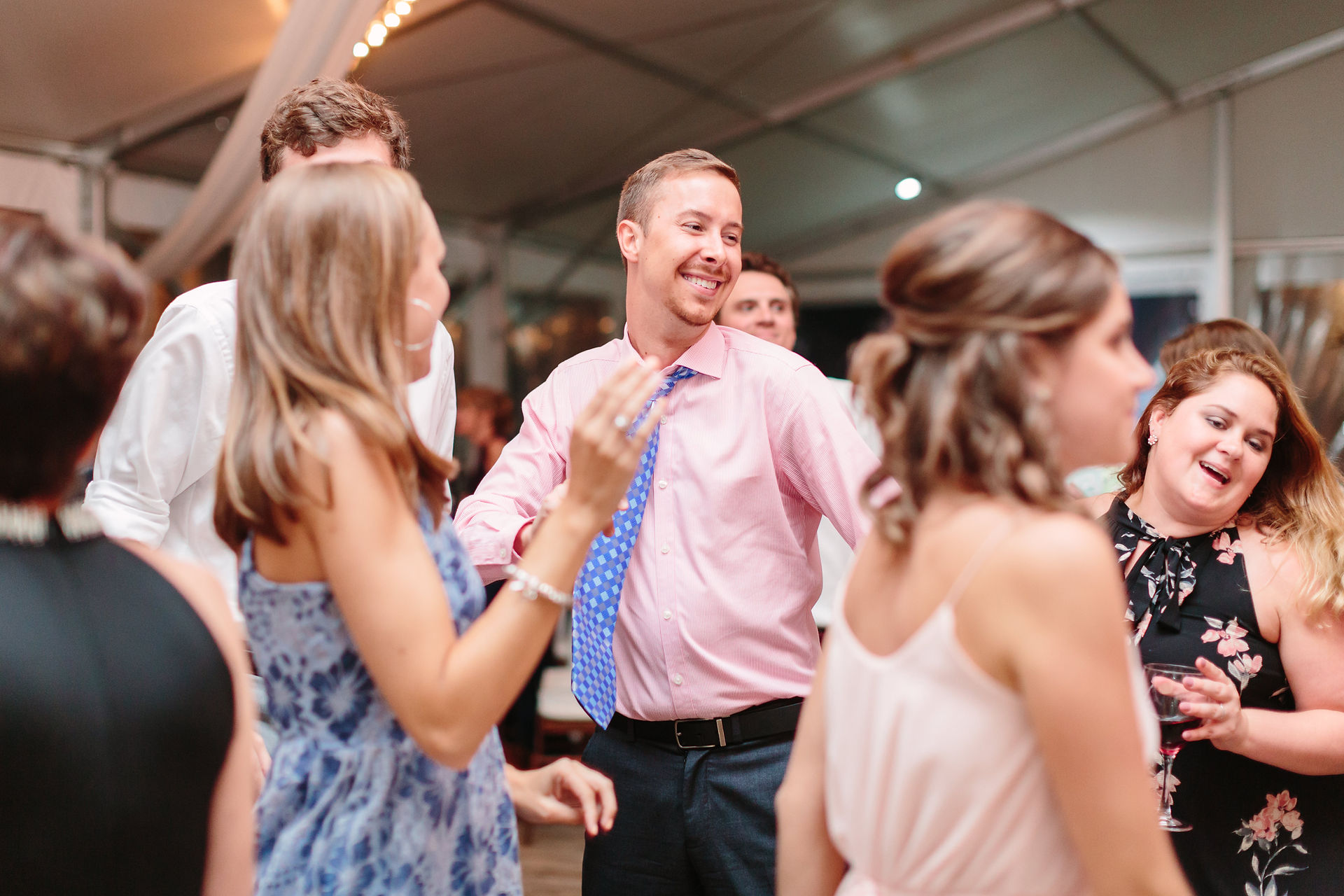 wedding guests dancing