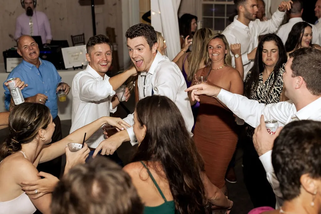 wedding guests dancing