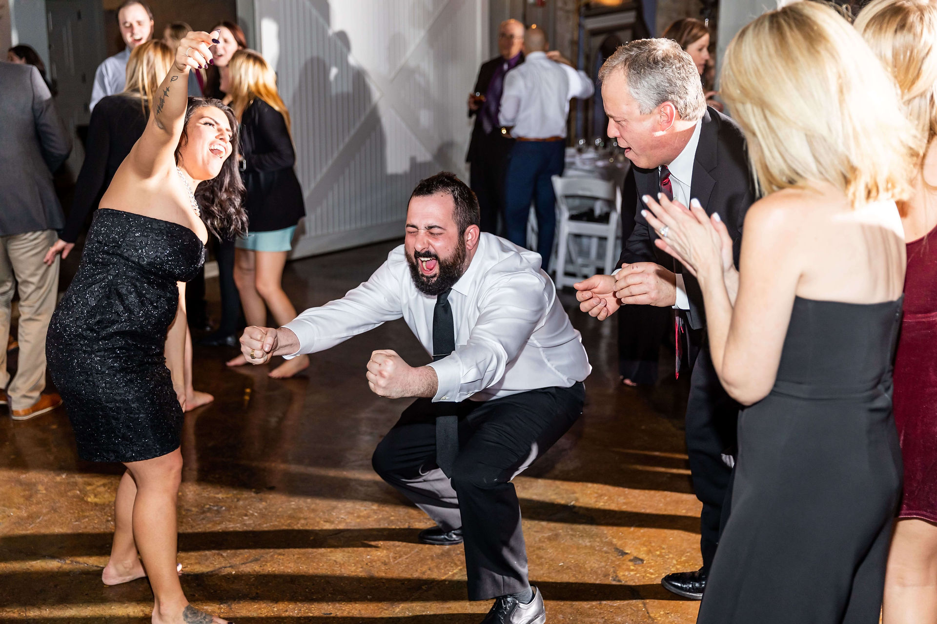 wedding guests dancing