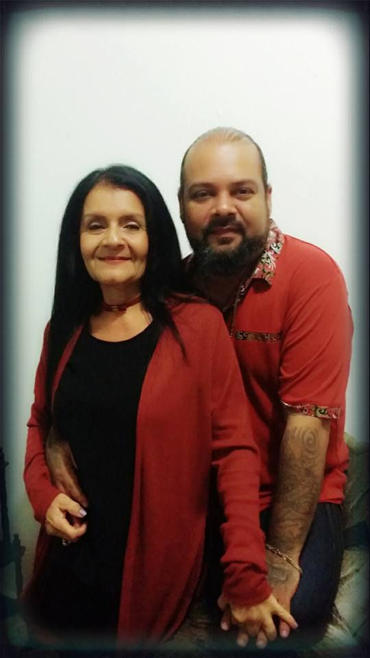 Jossue y su madre Myrna Guzman.