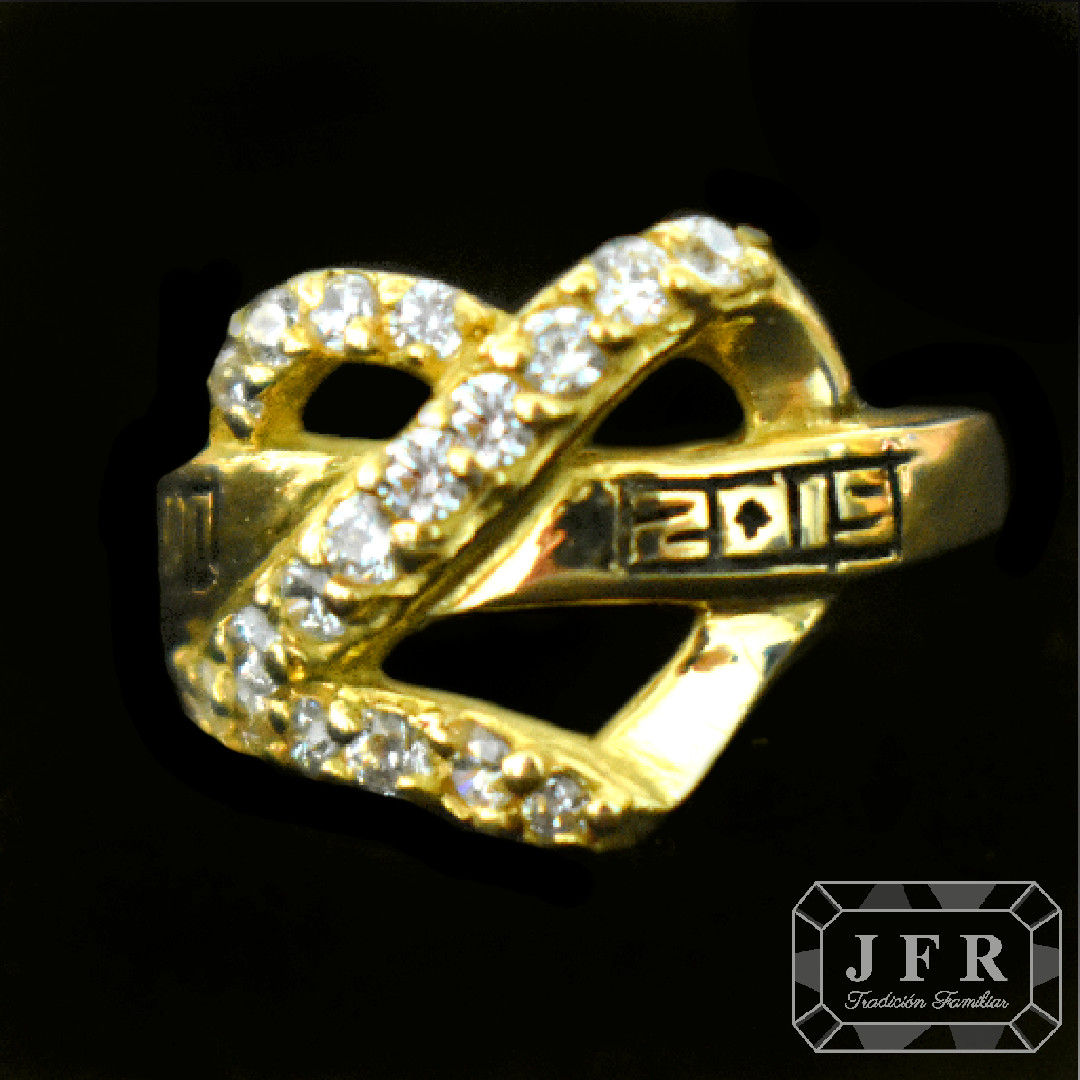 Anillo para grado corazón