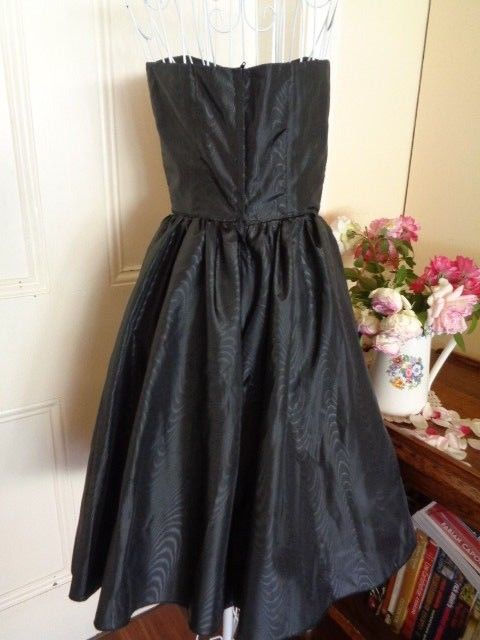 Thumbnail: 80s Vintage Black Tafetta Prom Dress
