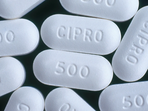 Cipro & Levaquin can cause tendinitis & tendon ruptures