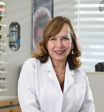 Dr Thais Amaya.webp