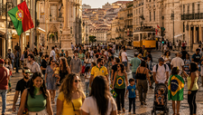 Portugal atinge recorde de 11,4 milhões de residentes e imigrantes já representam 14% da população