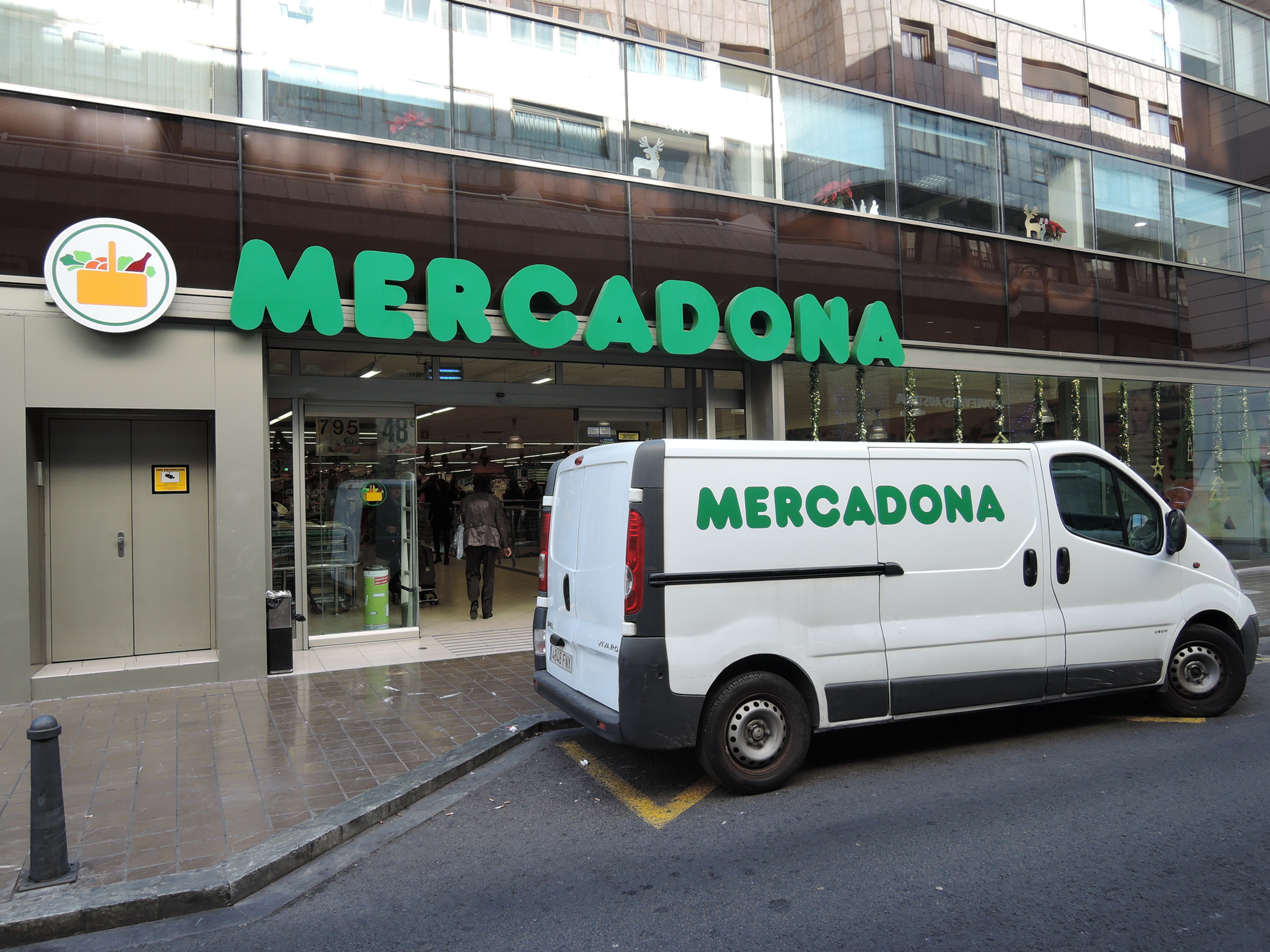 Mercadona vai distribuir mais de 25 milhões de euros aos trabalhadores em Portugal Mercadona vai distribuir mais de 25 milhões de euros aos trabalhadores em Portugal
