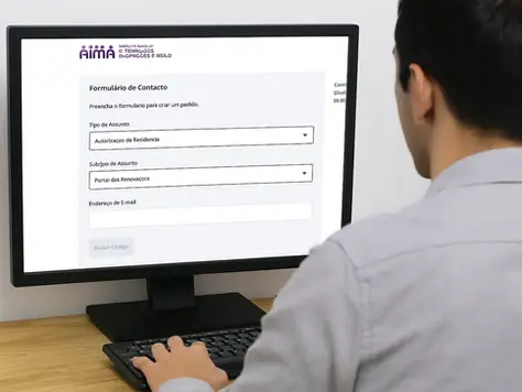 Novos portais da AIMA: veja como renovar títulos de residência vencidos, a vencer e atualizar dados em 2025