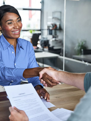 Quase mil vagas em aberto no Grupo Sonae: conheça as empresas, veja os cargos e saiba como se candidatar