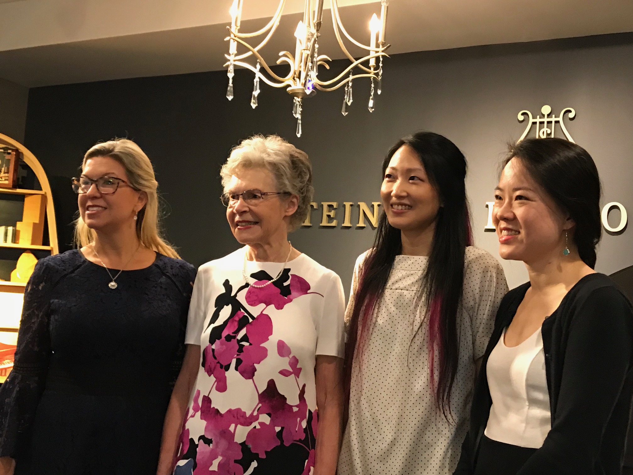 Gretchen M, Nola G, Louise C, guest Susan Tang