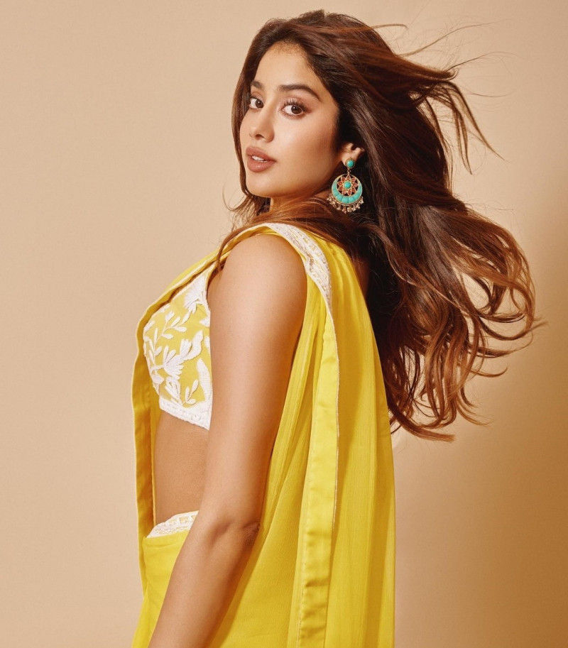 Janhvi Kapoor Wear Sunshine Yellow Stylish Bollywood Saree