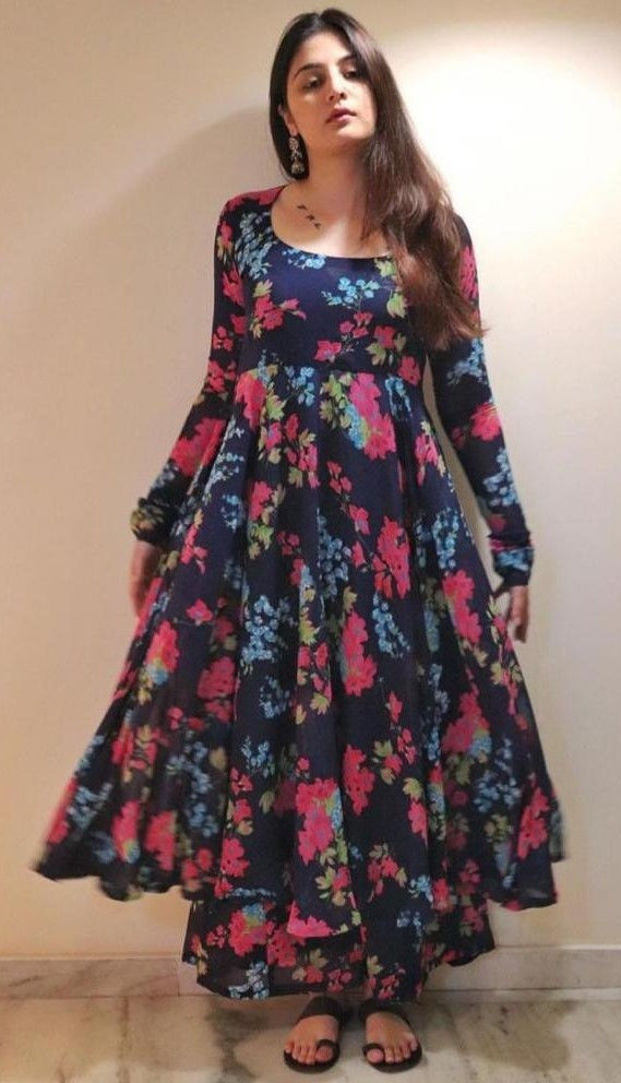 Adoring Navy Blue Colored Printed Georgette Palazzo Suit