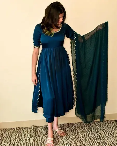 Buy Party Wear Navy Blue Color Thread Work Naira Cut Suit