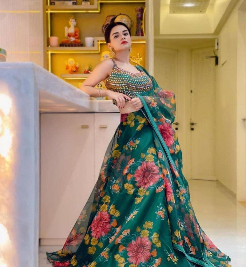 Buy Glamorous Green Organza Latest Lehenga Choli Online