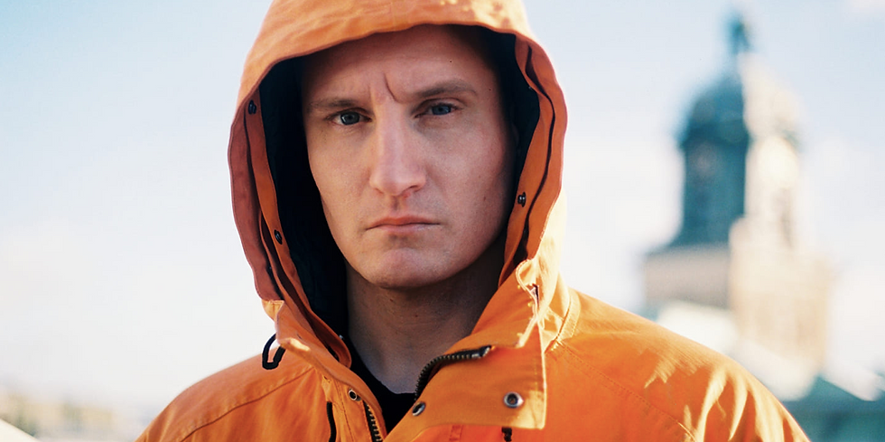 Kristoffer Bolander - trädgårdsspelning