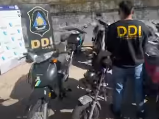 35 MOTOCICLETAS Y DOS VEHICULOS SECUESTRADOS EN DIFERENTES OPERATIVOS EN PEHUAJÓ
