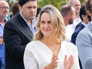 LA INTENDENTA DEROENSE MARÍA SERRA PARTICIPÓ DEL 150° ANIVERSARIO DE GUAMINÍ