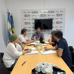 CONCEJALES DEL BLOQUE UCR + DIÁLOGO VISITARON 30 DE AGOSTO