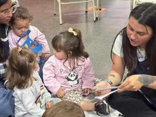 LOS JARDINES MATERNALES MUNICIPALES PARTICIPARON DE LA MARATÓN NACIONAL DE LECTURA 2025