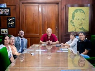 PEHUAJÓ: REUNIÓN DEL EJECUTIVO CON AUTORIDADES DEL BANCO CREDICOOP