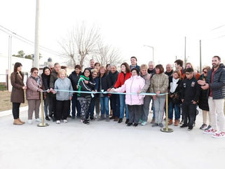 TRES ALGARROBOS: QUEDARON INAUGURADOS 7700m2 DE PAVIMENTO EN EL BARRIO FEDERAL Y PRO CASA