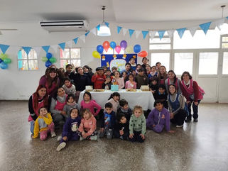 SE FESTEJARON LOS CUMPLEAÑOS DEL MES DE JUNIO EN CASA DEL NIÑO: UN DÍA LLENO DE JUEGOS, RISAS, TORTA Y MUCHA DIVERSIÓN