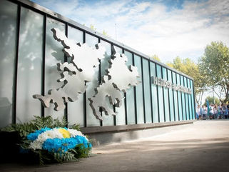 PEHUAJÓ: SE REALIZÓ EL ACTO CONMEMORATIVO POR EL DÍA DEL VETERANO Y DE LOS CAÍDOS EN LA GUERRA DE MALVINAS