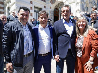 GUAMINÍ: EL INTENDENTE NOBRE FERREIRA SE REUNIÓ HOY CON MASSA Y KICILLOF